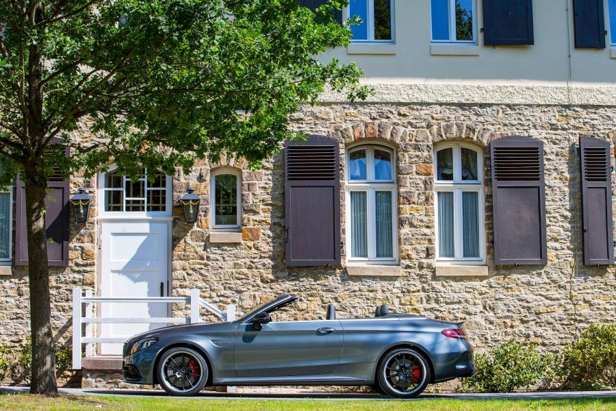  Mercedes-AMG C63 S Cabriolet (A205) 2018 года  (WW) (фото 23 из 44)